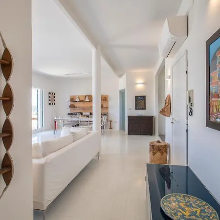 Apartment White Pentahouse